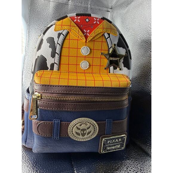 NWT Sheriff Woody Loungefly backpack main image 6